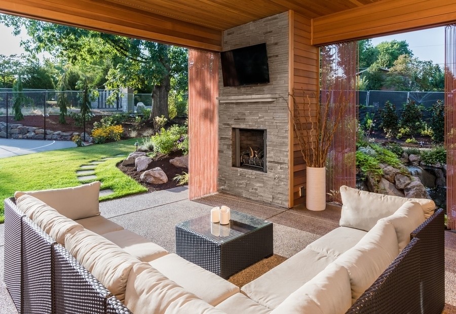 swap-the-living-room-for-the-patio-with-outdoor-entertainment