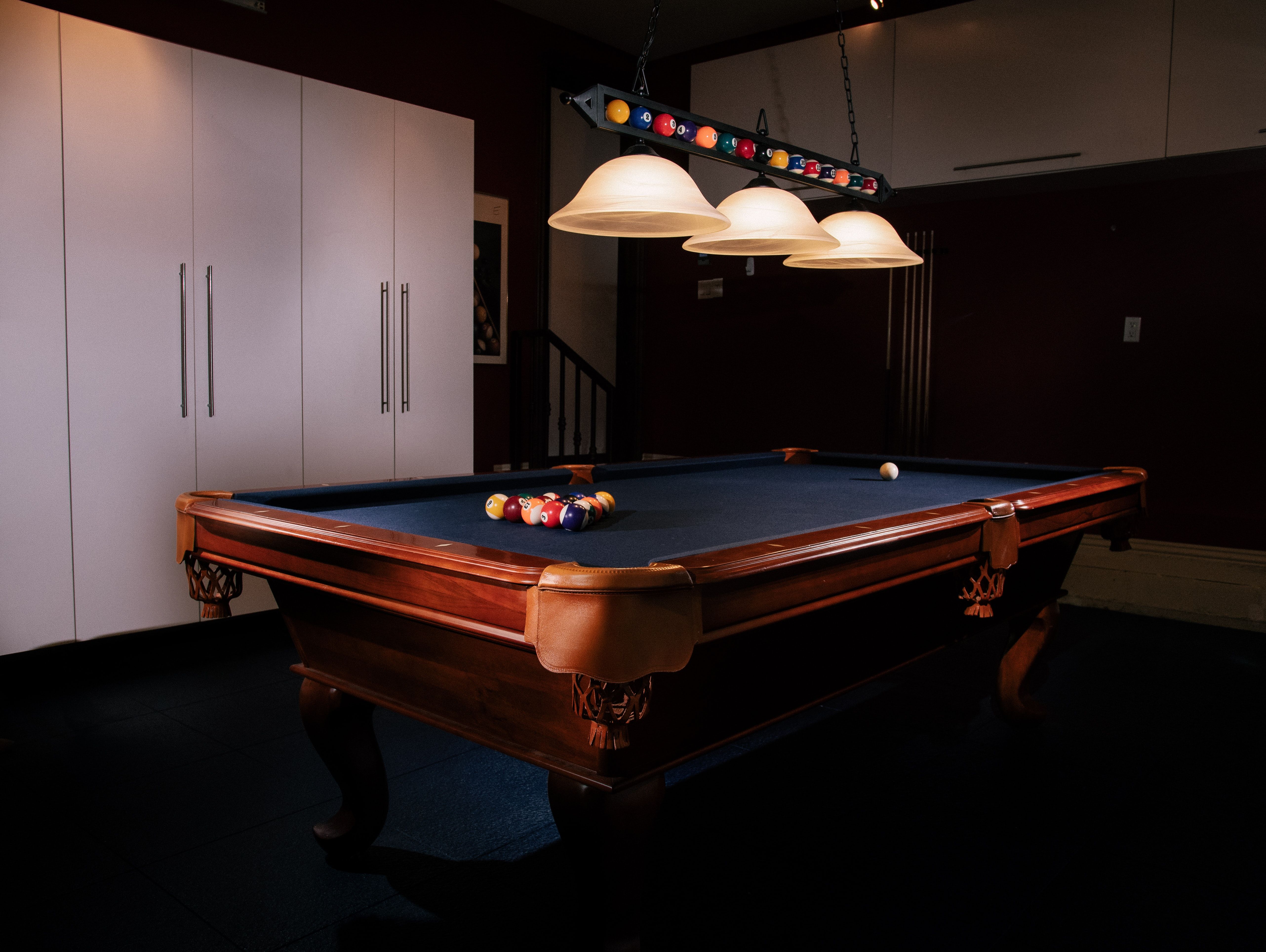 bar